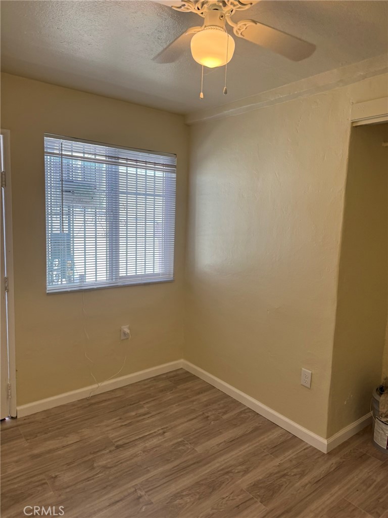 Residential Lease for rent at 214 E 88 Place, Los Angeles, Los Angeles County CA and 1 bath