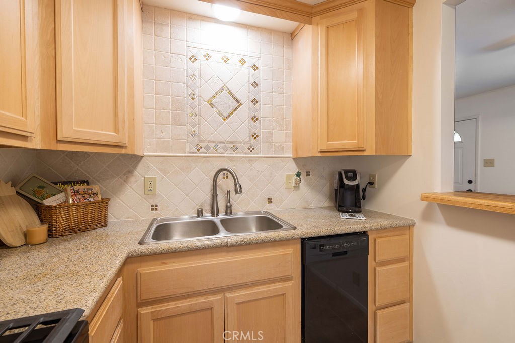 Residential for sale at 42637 La Placida, Big Bear Lake CA featuring 2 beds and 1 bath