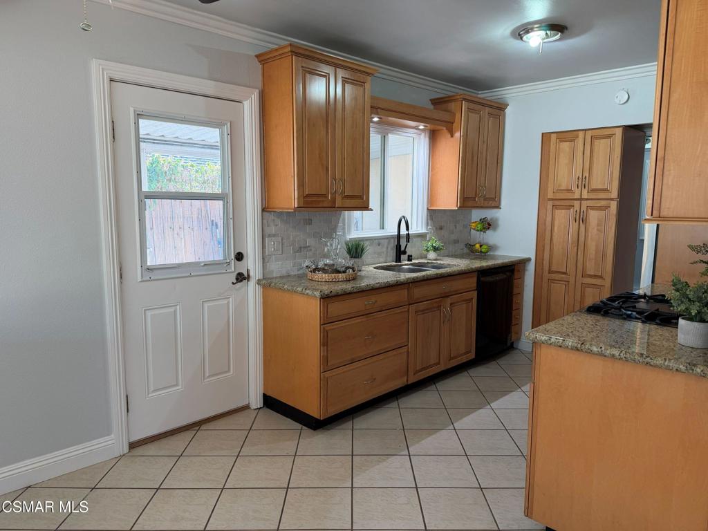 Residential for sale at 400 Frances Street, Ventura CA featuring 3 beds and 1 bath