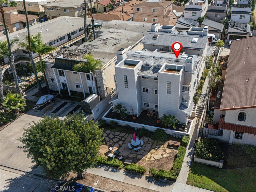 Residential for sale at 1119 Reed Avenue 2, San Diego CA featuring 3 beds and 3 baths