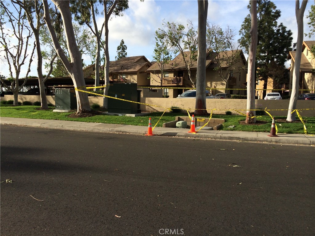 Residential Lease for rent at 2203 Apricot, Irvine CA featuring 1 bed and 1 bath