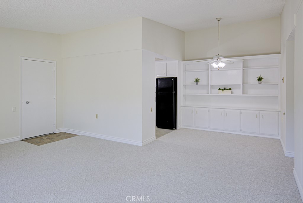Residential for sale at 255 Calle Aragon Q, Laguna Woods CA featuring 2 beds and 2 baths