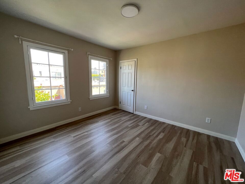 Residential Lease for rent at 1282 S Highland Avenue, Los Angeles, Los Angeles County CA featuring 3 beds and 2 baths