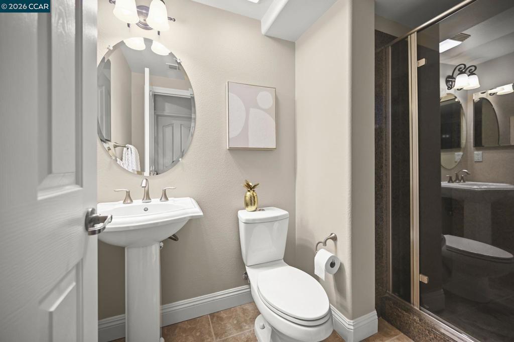 Residential for sale at 400 400 Marsanne Ct, Danville CA featuring 6 beds and 5 baths