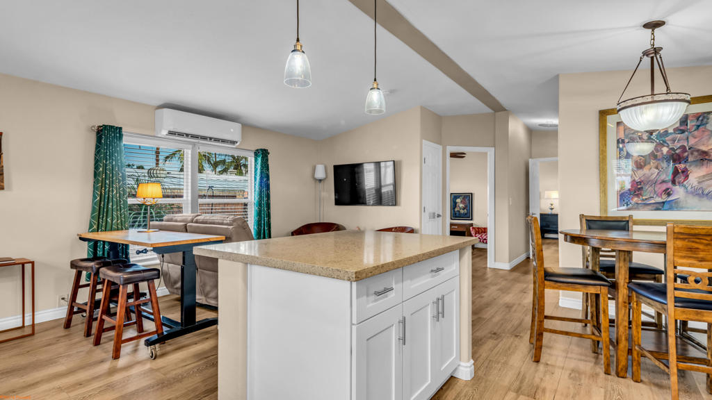 Manufactured In Park for sale at 70260 Highway 111 32, Rancho Mirage CA featuring 2 beds and 2 baths