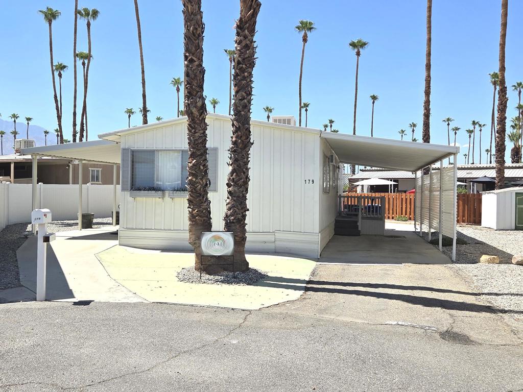 Manufactured In Park for sale at 179 Butterfield, Cathedral City CA featuring 2 beds and 2 baths
