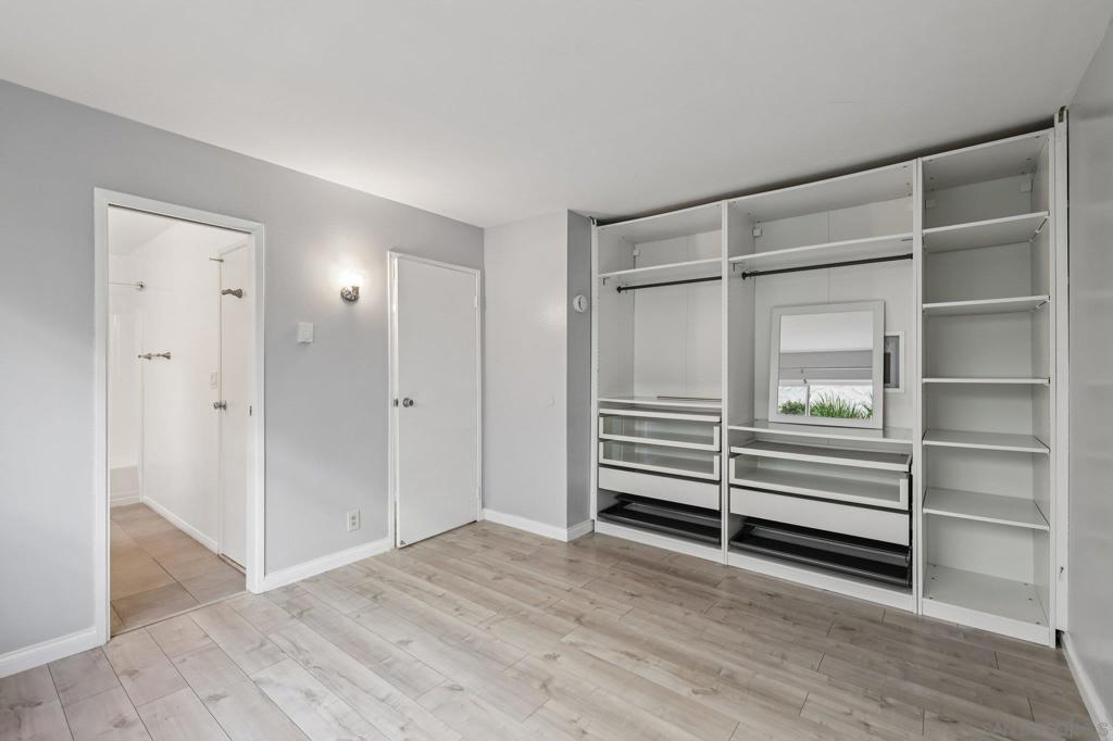 Residential for sale at 8220 Vincetta Dr 26, La Mesa CA featuring 1 bed and 1 bath