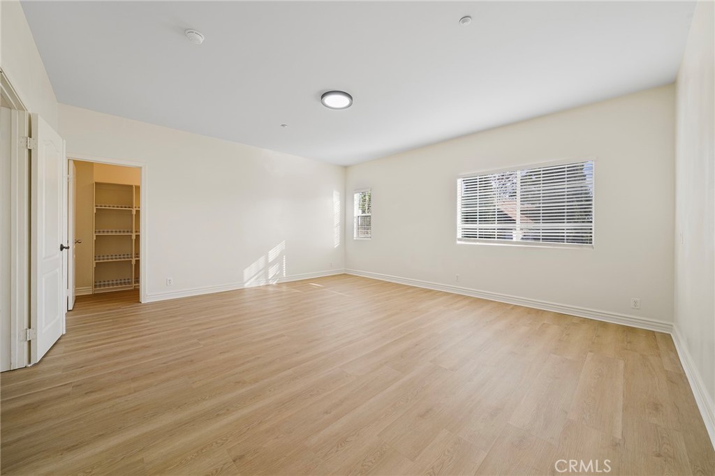 Residential Lease for rent at 527 S 5th Ave B, Arcadia, Los Angeles County CA featuring 3 beds and 3 baths