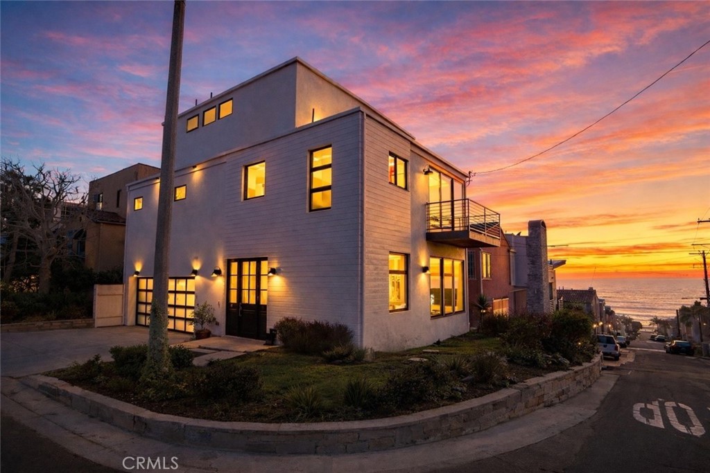 Residential for sale at 2215 Alma, Manhattan Beach CA featuring 3 beds and 3 baths