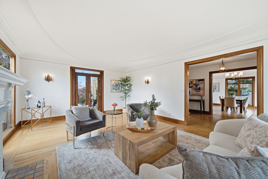 Residential for sale at 662 662 Calmar Ave., Oakland CA featuring 4 beds and 3 baths