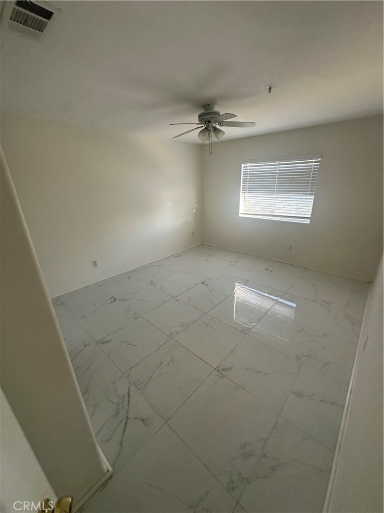 Residential Lease for rent at 16623 Almaden, Fontana CA featuring 5 beds and 4 baths