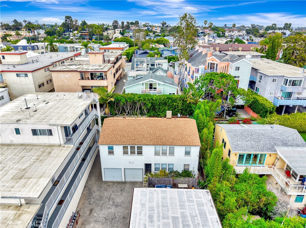 Residential Lease for rent at 2441 Third Street 8, Santa Monica, Los Angeles County CA and 1 bath