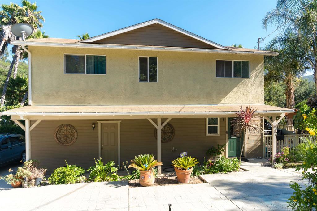 Residential for sale at 10179 Canyon Dr, Escondido CA featuring 3 beds and 2 baths