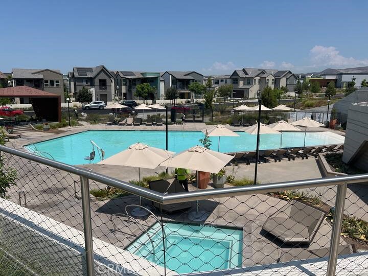 Residential Lease for rent at 239 Abacus, Irvine CA featuring 1 bed and 1 bath