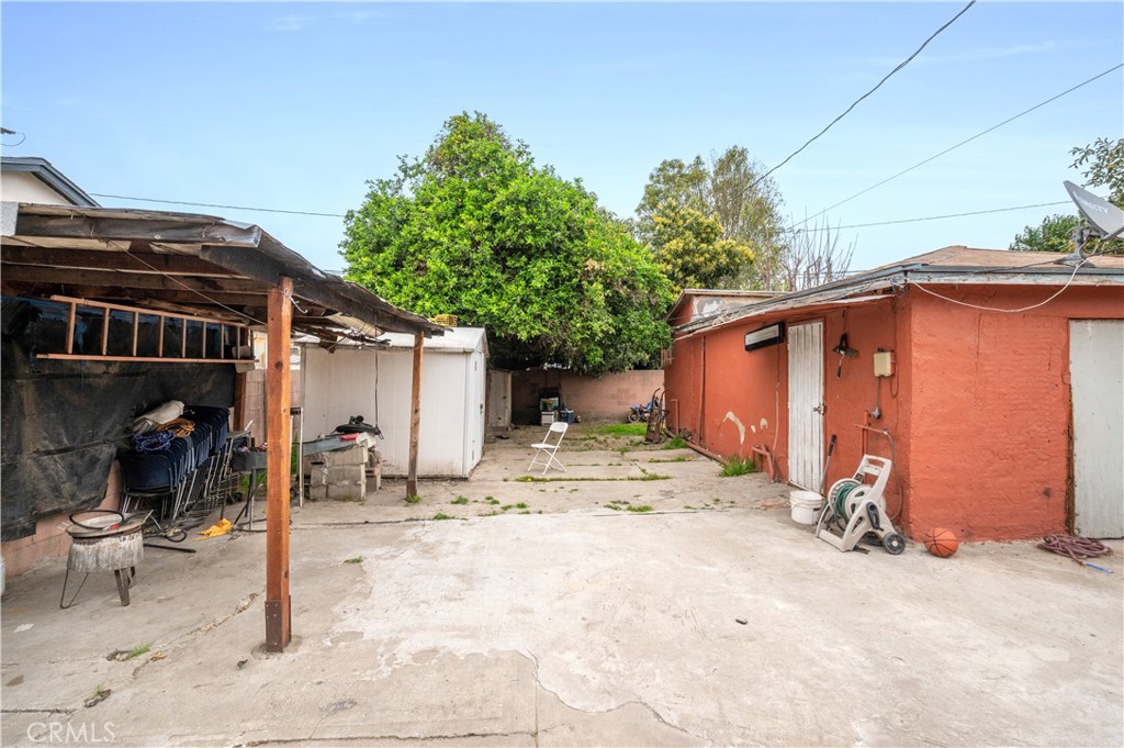 Residential for sale at 1701 E Palmer, Compton CA featuring 2 beds and 1 bath