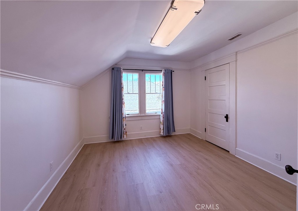 Residential Lease for rent at 1123 Fairview Avenue, South Pasadena CA featuring 4 beds and 4 baths