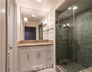 Residential Lease for rent at 653 Manhattan Beach Boulevard M, Manhattan Beach CA featuring 3 beds and 3 baths