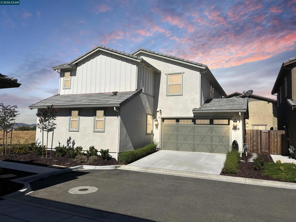 Residential Lease for rent at 5305 5305 Artisan Way, Fairfield, Solano County CA featuring 4 beds and 4 baths