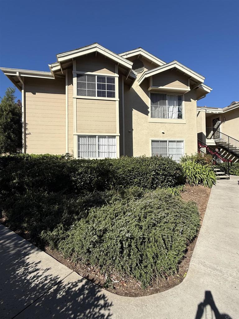 Residential Lease for rent at 3565 Grove Street 149, Lemon Grove CA featuring 2 beds and 2 baths