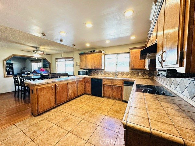 Residential for sale at 25343 N Auld, Hemet CA featuring 3 beds and 2 baths