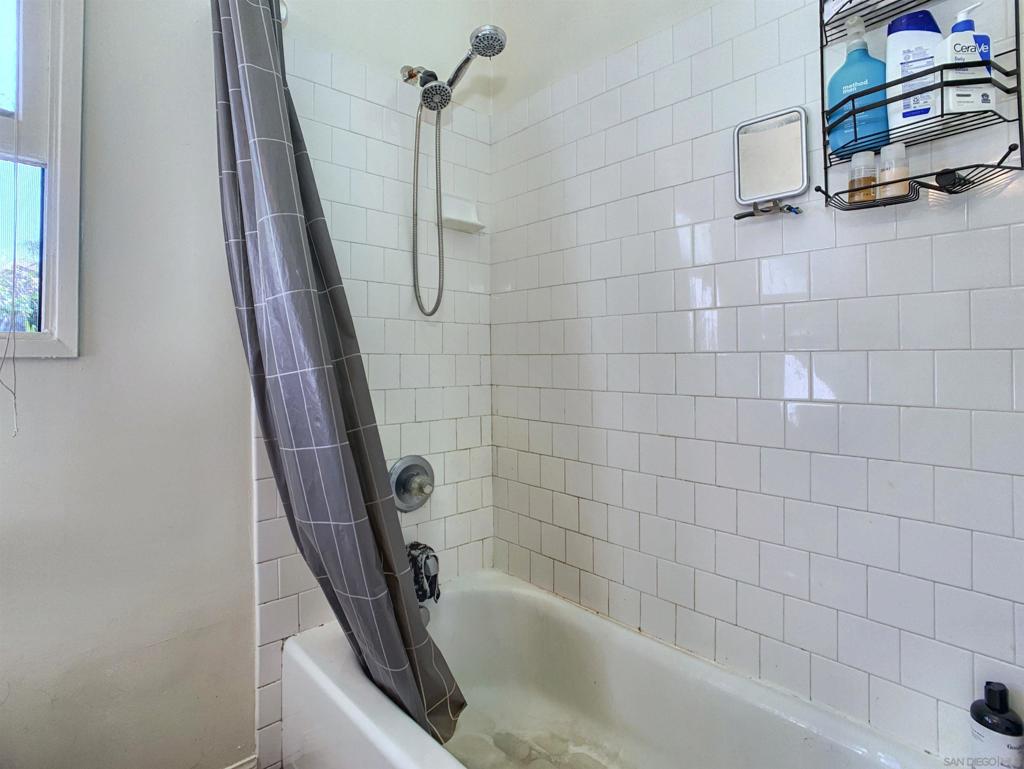 Residential for sale at 3861 Hiawatha Way, San Diego CA featuring 4 beds and 1 bath