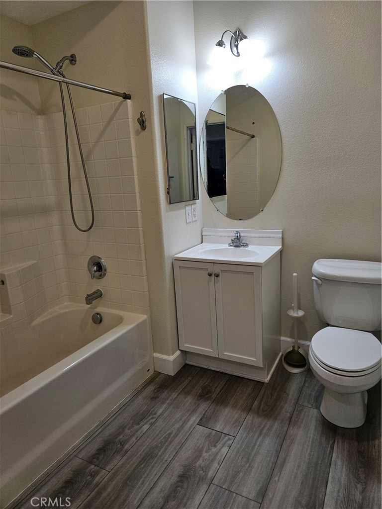 Residential Lease for rent at 26526 Arboretum, Murrieta CA featuring 1 bed and 1 bath