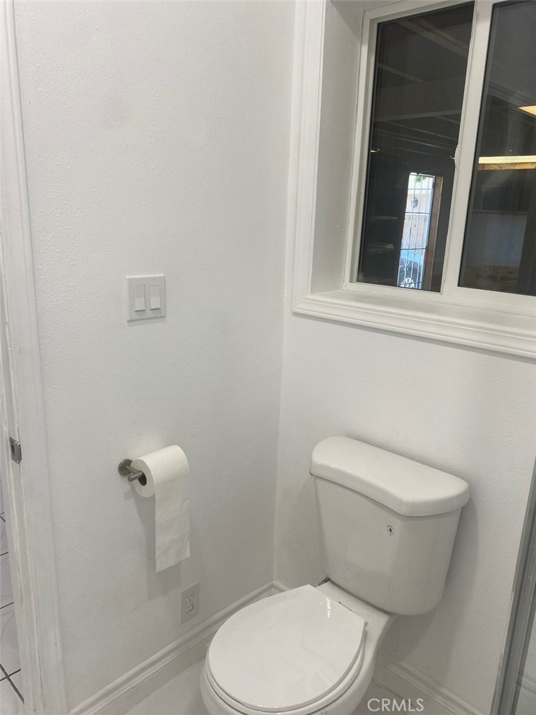 Residential Lease for rent at 12301 Jerome, Garden Grove CA featuring 2 beds and 1 bath