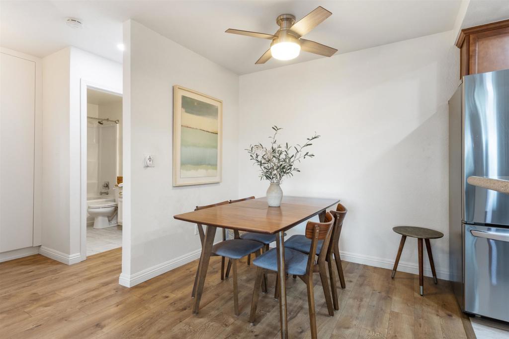 Residential Lease for rent at 432 Edgehill Lane 74, Oceanside CA featuring 1 bed and 1 bath