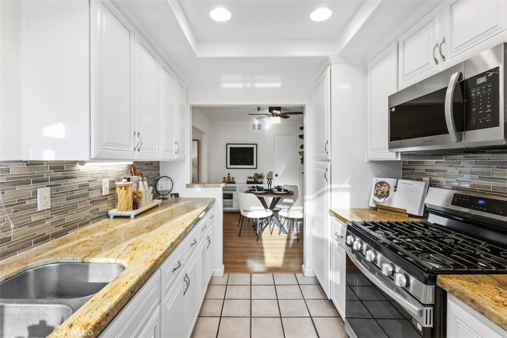 Residential Lease for rent at 56 Windjammer 27, Irvine CA featuring 2 beds and 2 baths