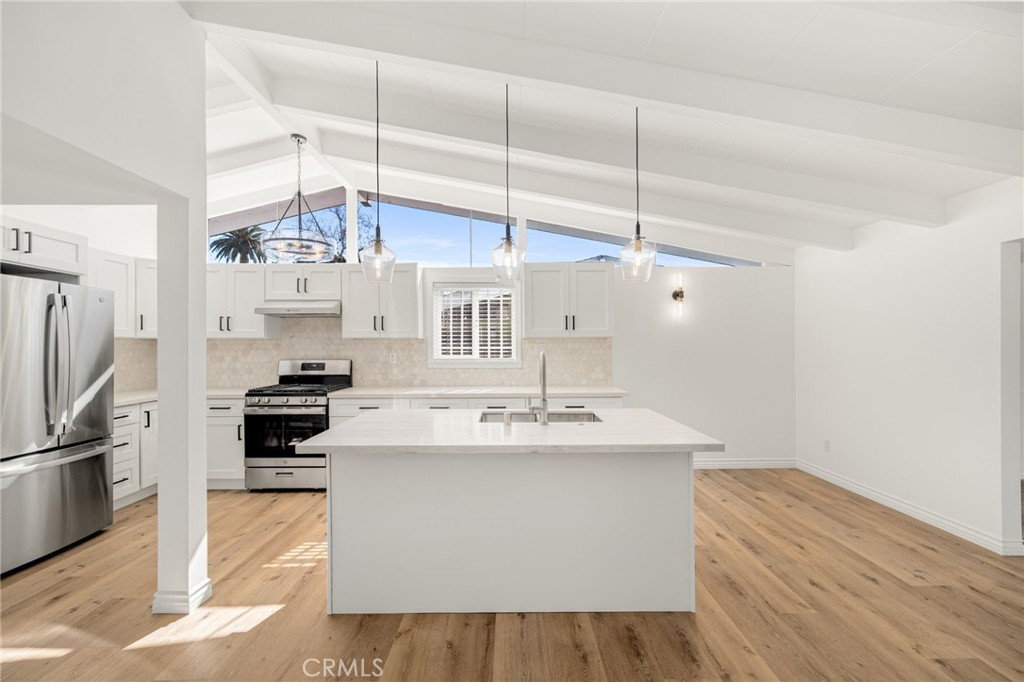 Active for sale at Whittier, CA, Whittier, CA CA and 2 baths