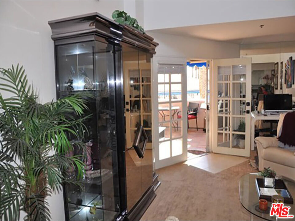 Residential Lease for rent at 500 E Amado Road 420, Palm Springs CA featuring 1 bed and 3 baths