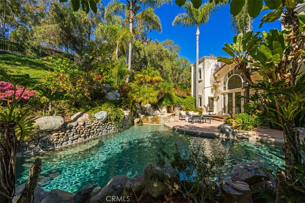 Residential for sale at 26841 Windsor Drive, San Juan Capistrano CA featuring 5 beds and 5 baths