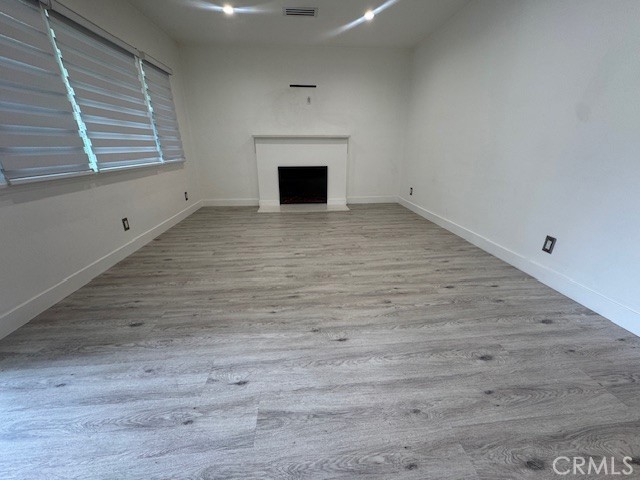 Residential Lease for rent at 1422 Mildine, Glendale, Los Angeles County CA featuring 2 beds and 2 baths