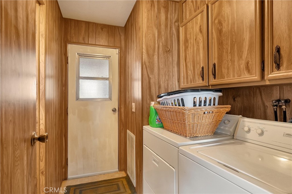 Residential for sale at 5066 Royal Oaks, Oroville CA featuring 2 beds and 2 baths