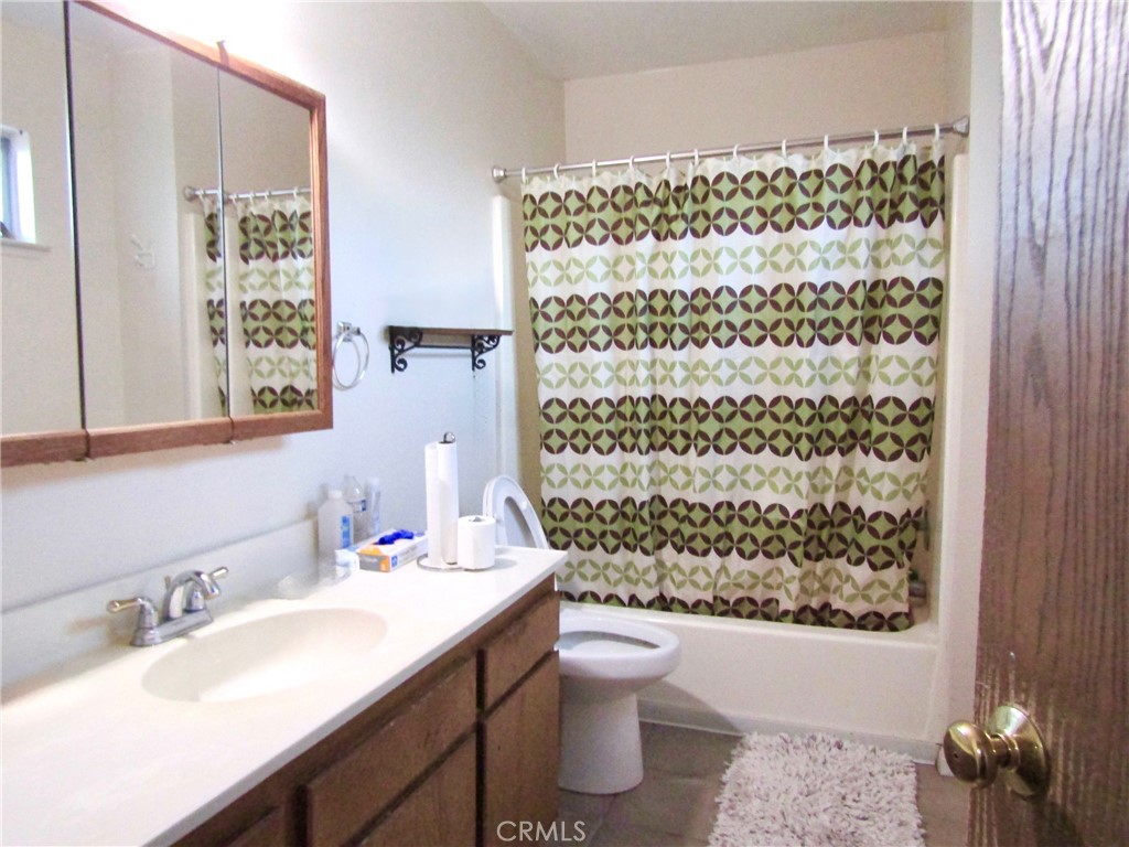 Residential for sale at 10687 Maple, Hesperia CA featuring 3 beds and 2 baths