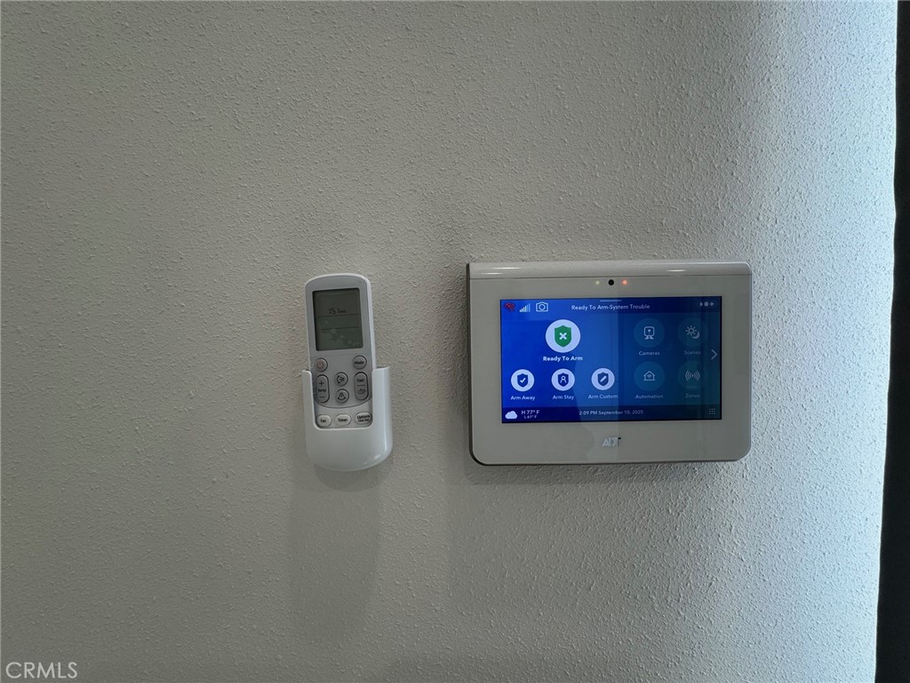 Residential Lease for rent at 209 1/2 N Serrano Avenue, Los Angeles, Los Angeles County CA featuring 1 bed and 1 bath