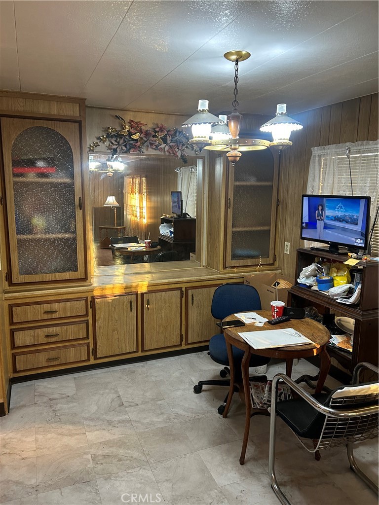 Manufactured In Park for sale at 16511 S Garfield Avenue S B17, Paramount CA featuring 2 beds and 2 baths