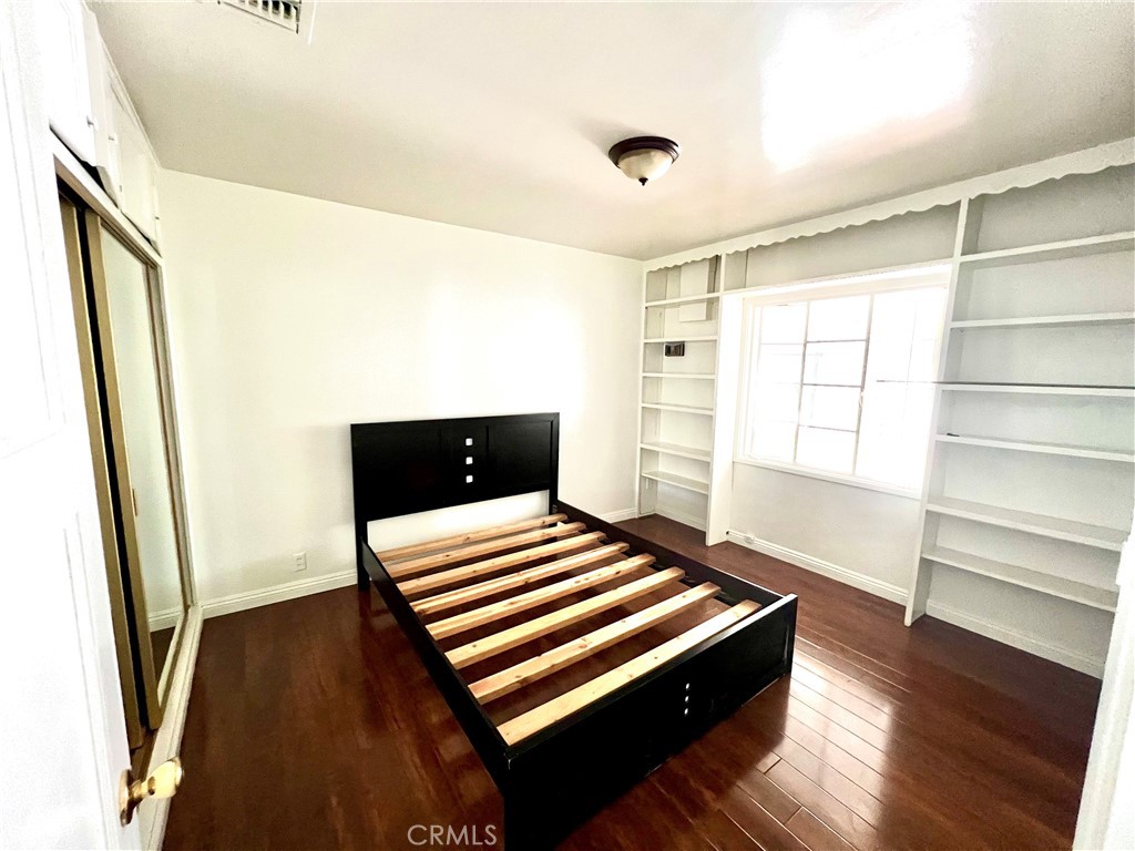 Residential Lease for rent at 1029 S El Molino, Alhambra CA featuring 3 beds and 2 baths