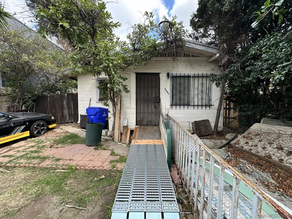 Residential for sale at 3549 51 42nd St, San Diego CA featuring 3 beds and 2 baths