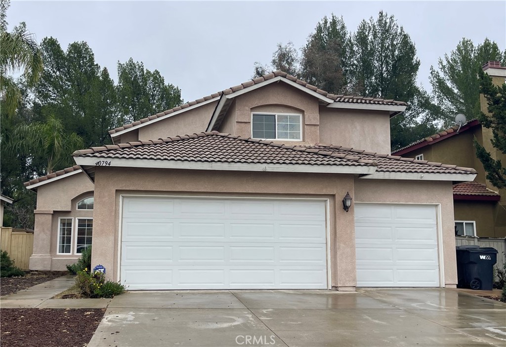 Residential Lease for rent at 40794 Mountain Pride, Murrieta CA featuring 4 beds and 3 baths