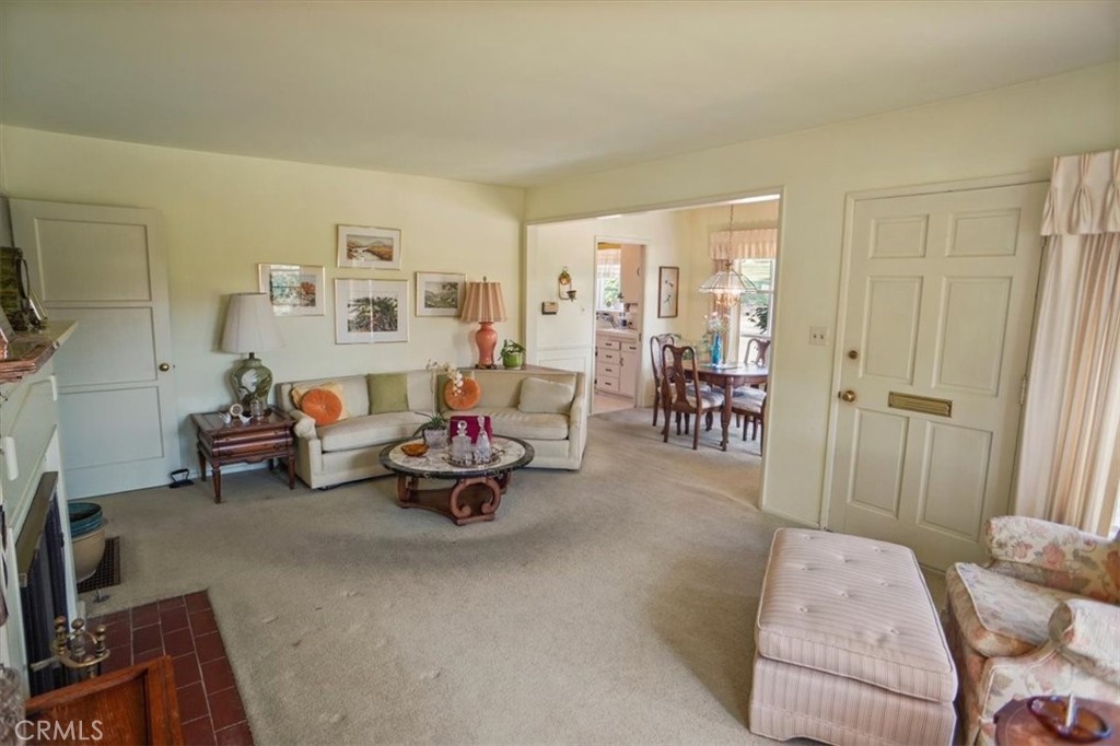 Active for sale at Burbank, CA, Burbank, CA CA and 2 baths