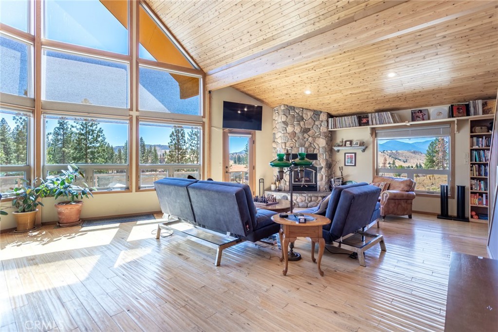 Residential for sale at 5716 Palmer Drive, Weed CA featuring 3 beds and 3 baths