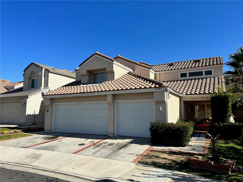 Active for sale at Moreno Valley, CA, Moreno Valley, CA CA and 3 baths