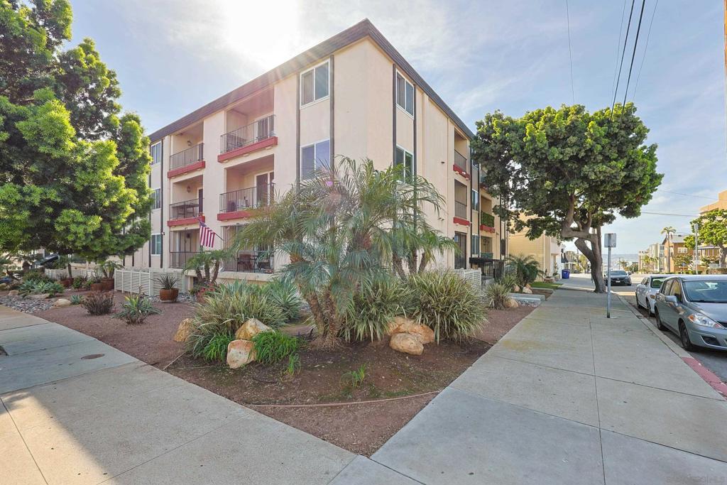 Residential Lease for rent at , San Diego, San Diego County CA featuring 2 beds and 1 bath