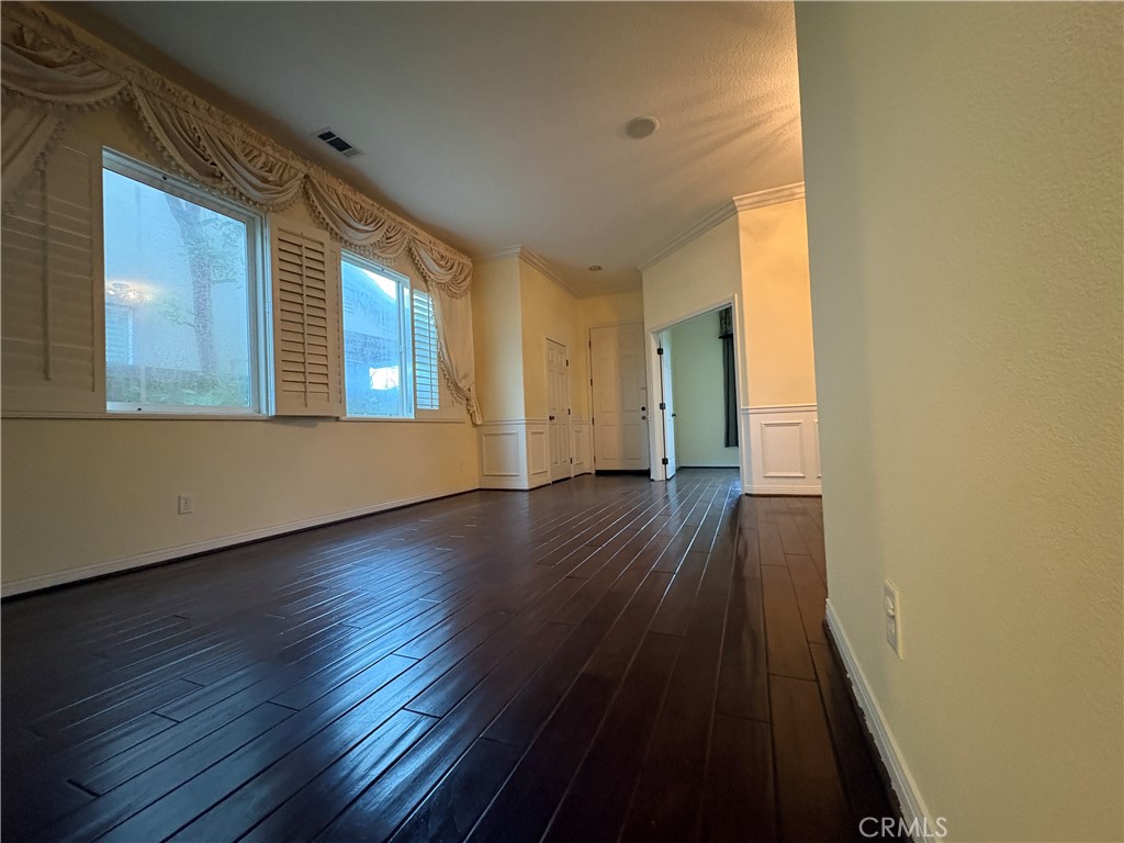 Residential Lease for rent at 8236 E Cheshire, Orange CA featuring 3 beds and 2 baths