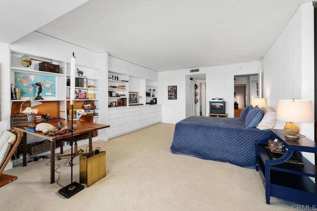 Residential for sale at 939 Coast Blvd 11B, La Jolla CA featuring 2 beds and 2 baths