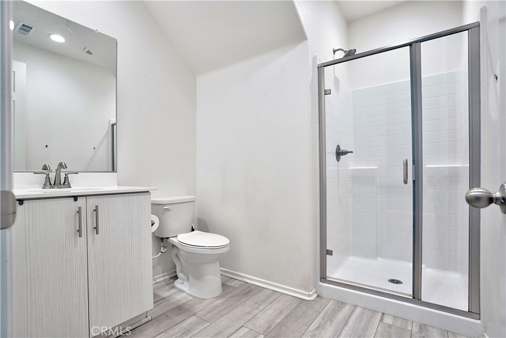 Residential Lease for rent at 574 Feeder, Hemet, Riverside County CA featuring 4 beds and 3 baths