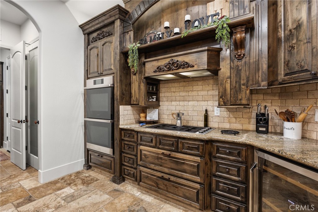 Residential for sale at 17609 Legend Oaks, Bakersfield CA featuring 7 beds and 7 baths