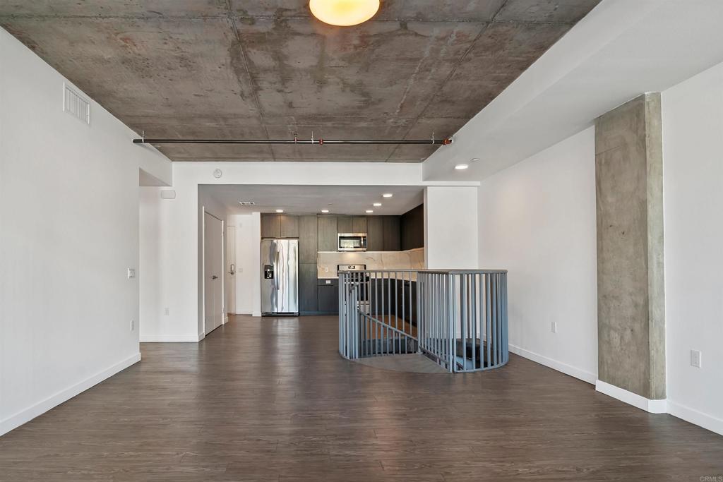 Residential Lease for rent at 5750 Hollywood Boulevard 236, Los Angeles, Los Angeles County CA featuring 1 bed and 1 bath