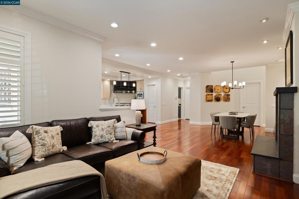 Residential for sale at 1910 1910 Glenhaven Ave, Walnut Creek CA featuring 5 beds and 6 baths